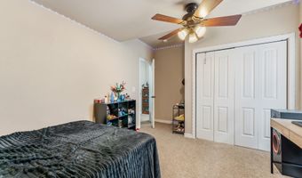 5236 SHADOW ROCK Dr, Cheyenne, WY 82009
