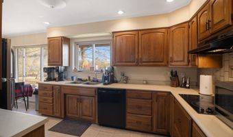 4105 Riverview Dr, Alma, MI 48801