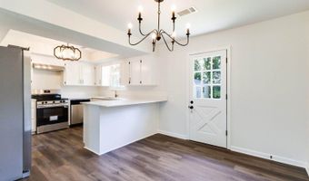 2318 Helen St, Abbeville, LA 70510