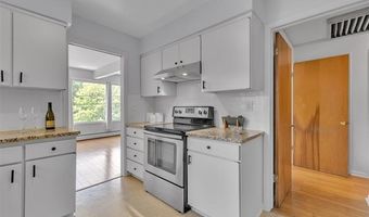 1558 1560 W Jones Dr SW, Ann Arbor, MI 48105