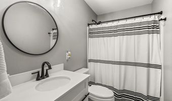 57 Gillette Way 57, Bristol, CT 06010