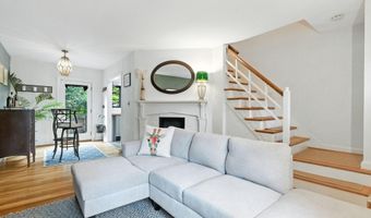 333 MOUNT VERNON Ave, Alexandria, VA 22301