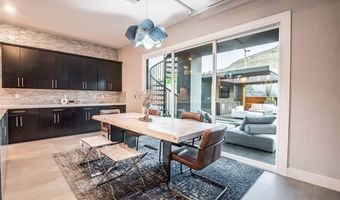 10337 Green Ember Dr, Las Vegas, NV 89135