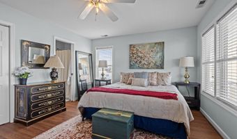 108 N Kinston Ave, Atlantic Beach, NC 28512