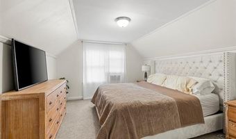 15570 Angelique Ave, Allen Park, MI 48101