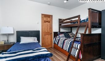 45 Dunvegan Rd, Banner Elk, NC 28604