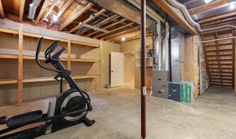 2850 Lee Marie Dr, Adrian, MI 49221