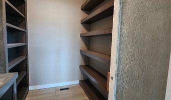 2912 NW Fairfield Ct, Ankeny, IA 50023