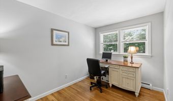 17 Candlewood Dr, Amherst, NH 03031