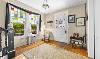 109 CENTRE St, Beach Haven, NJ 08008