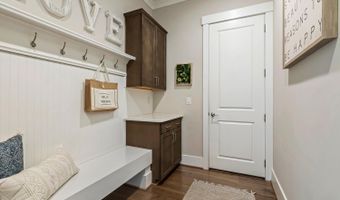 2716 Willow Rock Ln, Apex, NC 27523