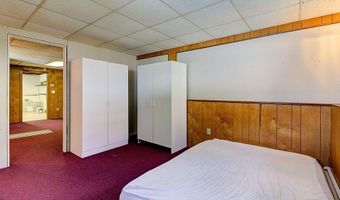 21 Beacon St, Johnston, RI 02919