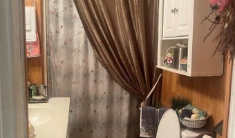200 Whitehall St, Abbeville, SC 29620