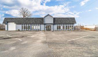 1567 Hammond St, Bangor, ME 04401