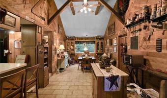 550 Twin Brook Ln, Coventry, RI 02816