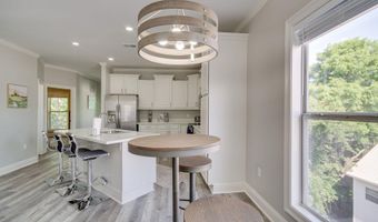 183 Mcdonnell Ave 305, Biloxi, MS 39531