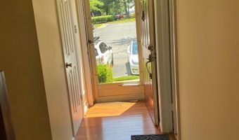 6558 SAND WEDGE Ct, Alexandria, VA 22312