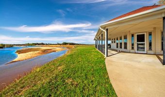 103 Hyde Lake Rd, Bennington, OK 74723
