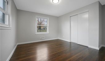 6 Hilton Ave, East Providence, RI 02915