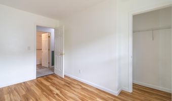 95 Yankee Ave, Bangor, ME 04401