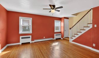 213 Priscilla Ln, Aldan, PA 19018
