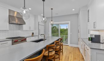 631 Greenslate Dr SE, Ada, MI 49301