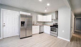 1402 N St, Barling, AR 72923