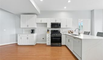 7092 Secrest Ct, Arvada, CO 80007