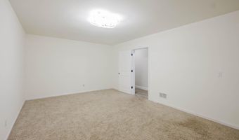 3 Bryn Mawr Ct, Albany, NY 12211