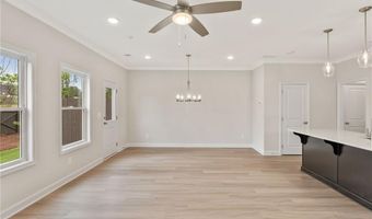 427 Colsen Dr, Acworth, GA 30102