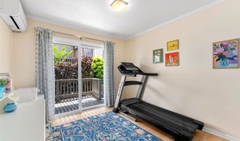 947 Kauku Pl, Honolulu, HI 96825