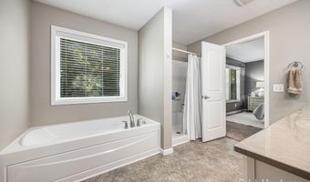 9243 Trafalgar Dr SE, Alto, MI 49302