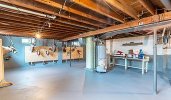 109 N Elm St, Albion, IN 46701