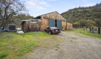 5619 S F Little Butte Creek Rd, Eagle Point, OR 97524