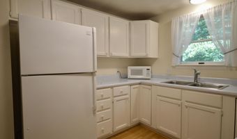 37 Cortland Cir, Bangor, ME 04401