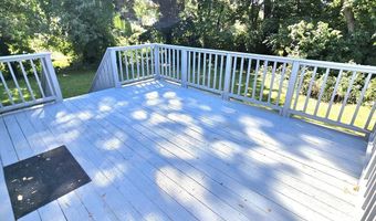 1 Jaybee Dr, Bloomfield, CT 06002