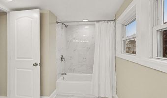 125 LESLIE Ave, Baltimore, MD 21236