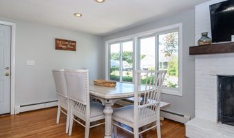 88 Rope Walk Rd, Bourne, MA 02532