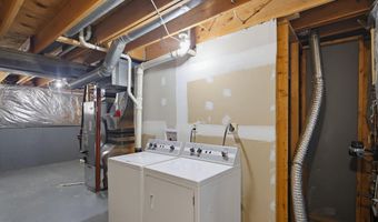 7105 WESTWIND Dr, Bowie, MD 20715
