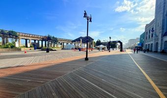 131 N CONGRESS Ave, Atlantic City, NJ 08401