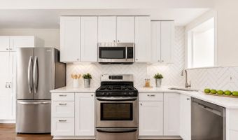 320 G St SE, Washington, DC 20003