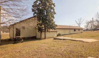 105 Couch St, Alton, MO 65606