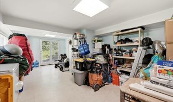 3534 WOODBURN Rd, Annandale, VA 22003