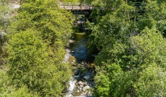 1250 Zenia Bluff Rd, Alderpoint, CA 95511