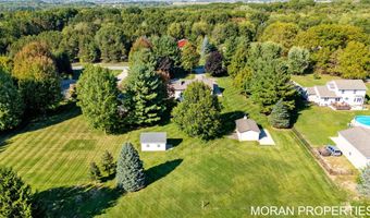 6320 Lincoln St, Allendale, MI 49401