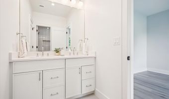 10033 CLUE Dr, Bethesda, MD 20817