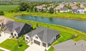 2333 Stonewood Ct SW, Altoona, IA 50009