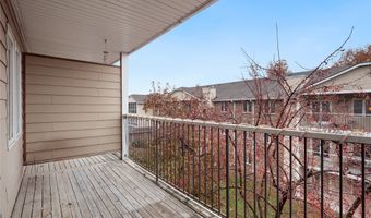 301 SE Delaware Ave 303, Ankeny, IA 50021