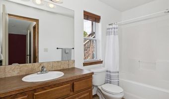 1737 N Columbine, Andover, KS 67002