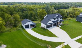 12652 RIDGEDALE Dr, Allendale, MI 49401